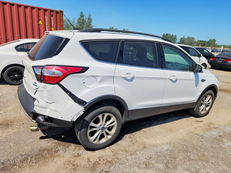 2018 FORD ESCAPE SE 3