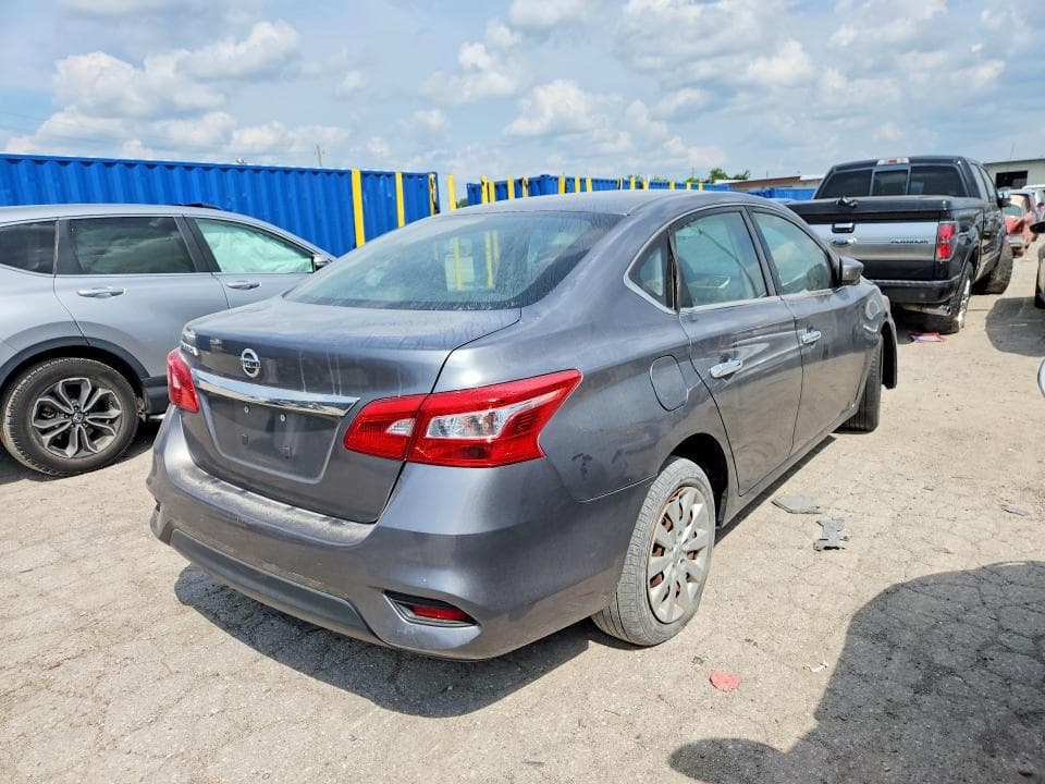 2018 NISSAN SENTRA S 3