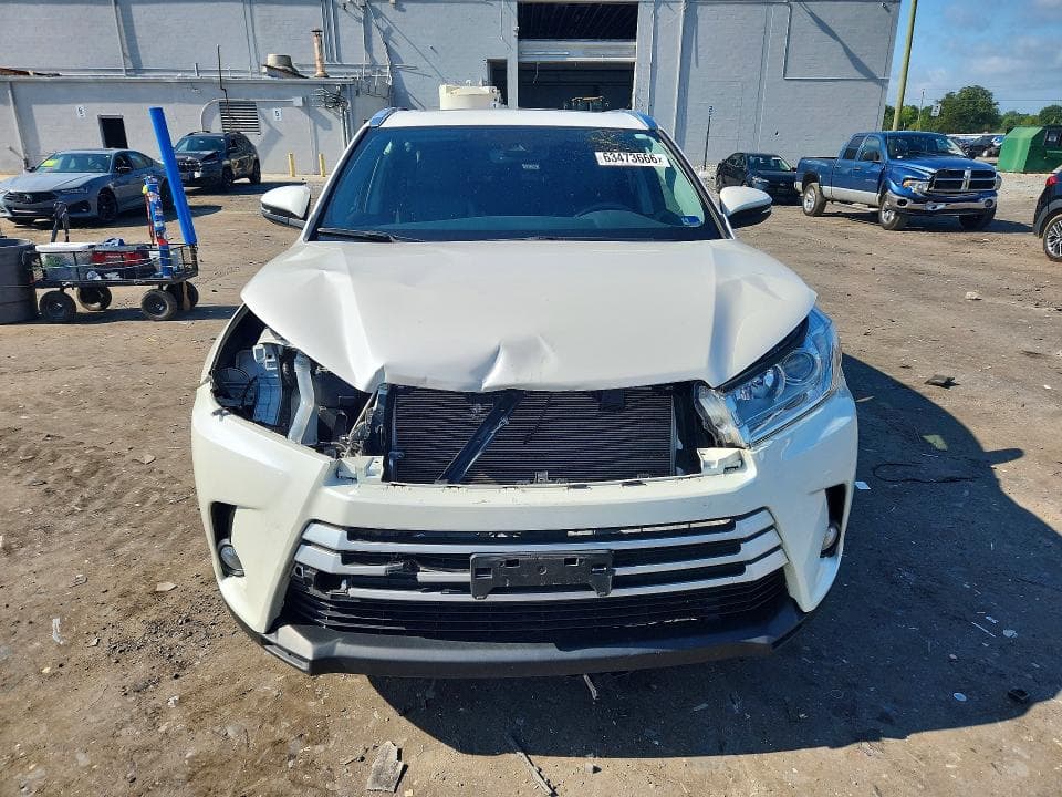2019 TOYOTA HIGHLANDER XLE 5