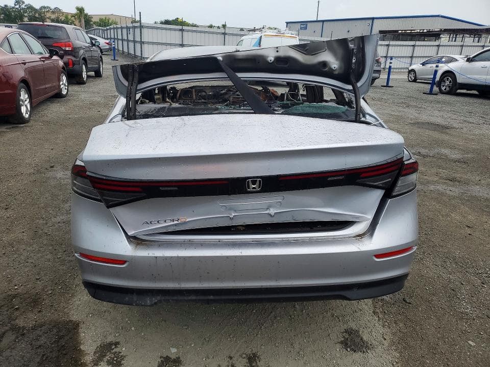 2025 HONDA ACCORD LX 6