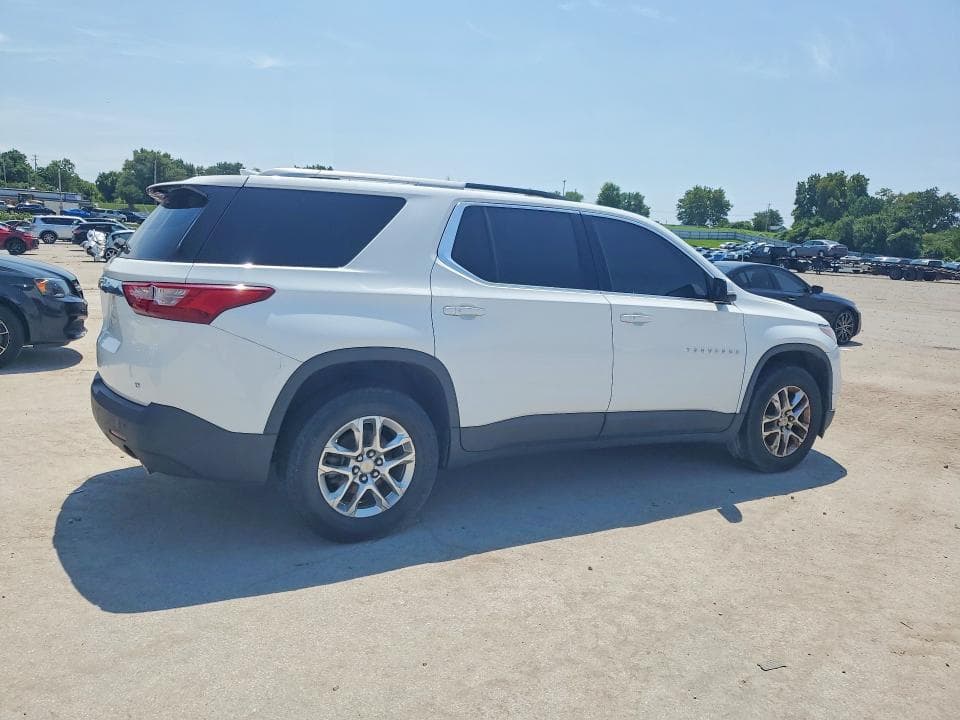 2018 CHEVROLET TRAVERSE LT 3