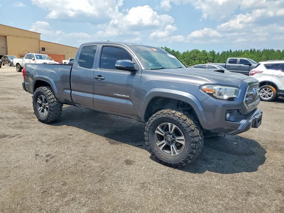 2017 TOYOTA TACOMA TRD SPORT 4