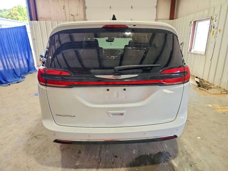 2025 CHRYSLER PACIFICA SELECT 6