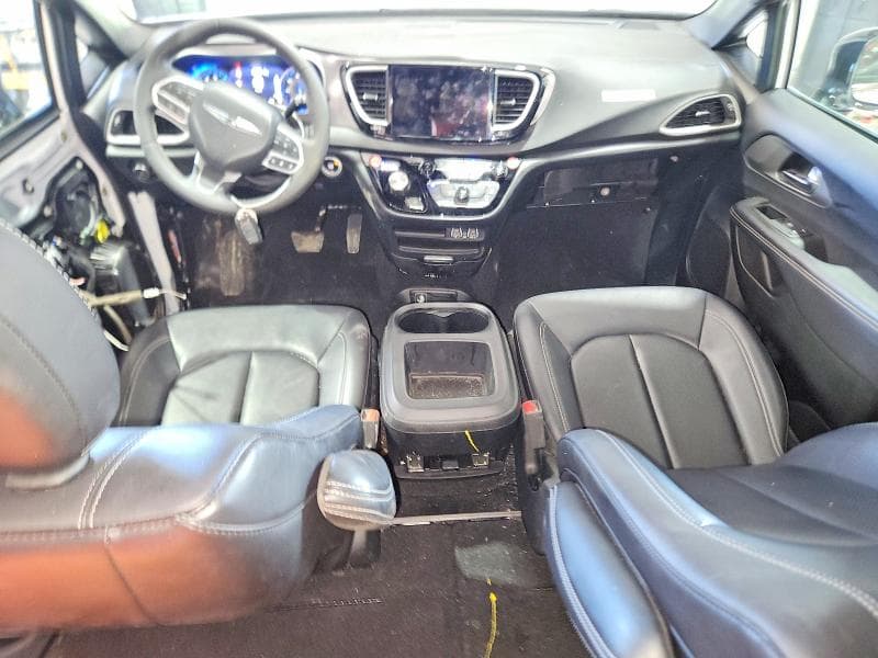 2025 CHRYSLER PACIFICA SELECT 8