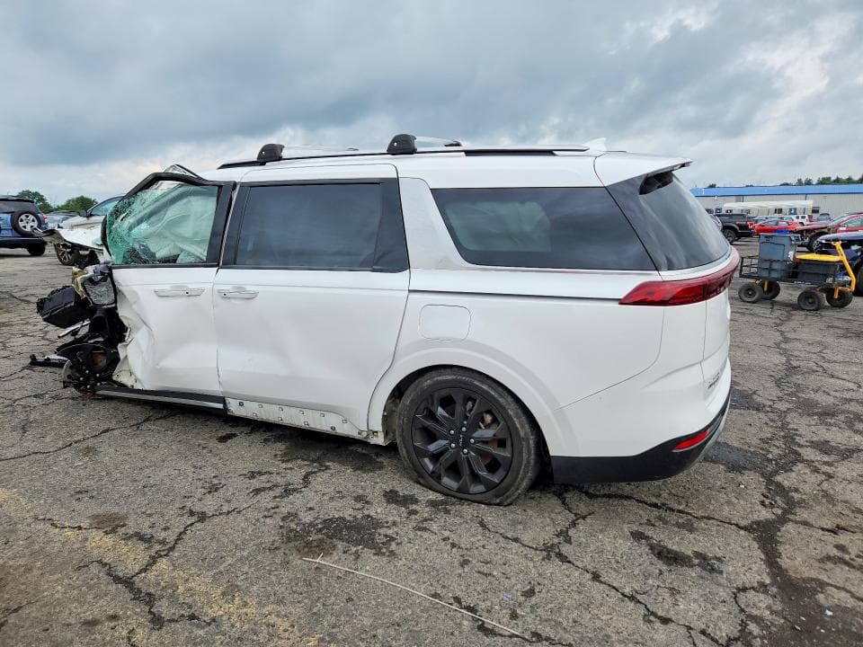 2023 KIA CARNIVAL SX 2