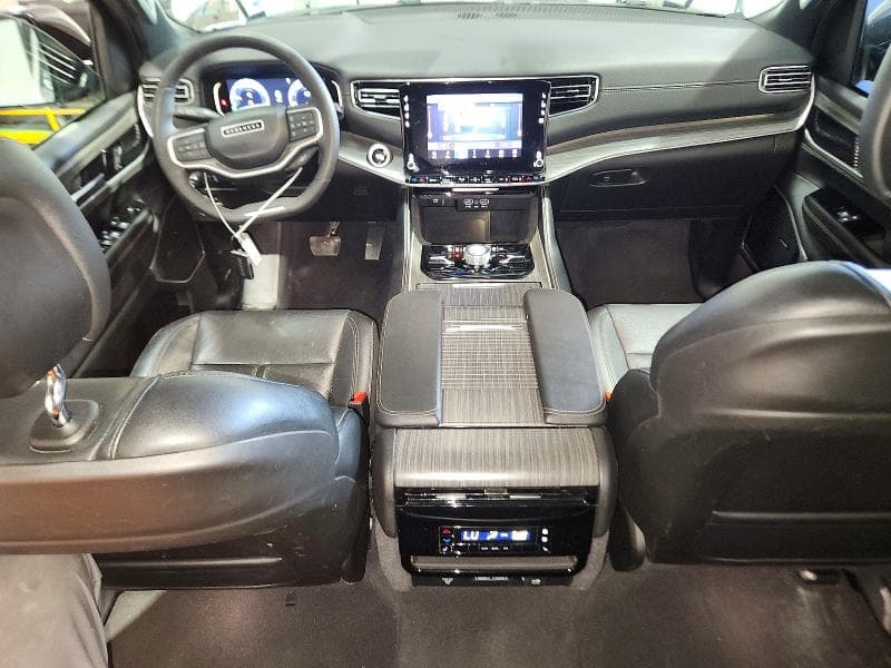 2024 JEEP WAGONEER L SERIES III 8