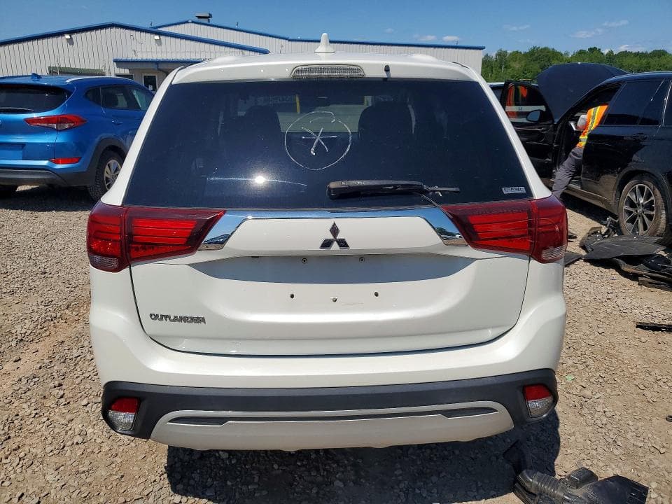 2020 MITSUBISHI OUTLANDER SE 6
