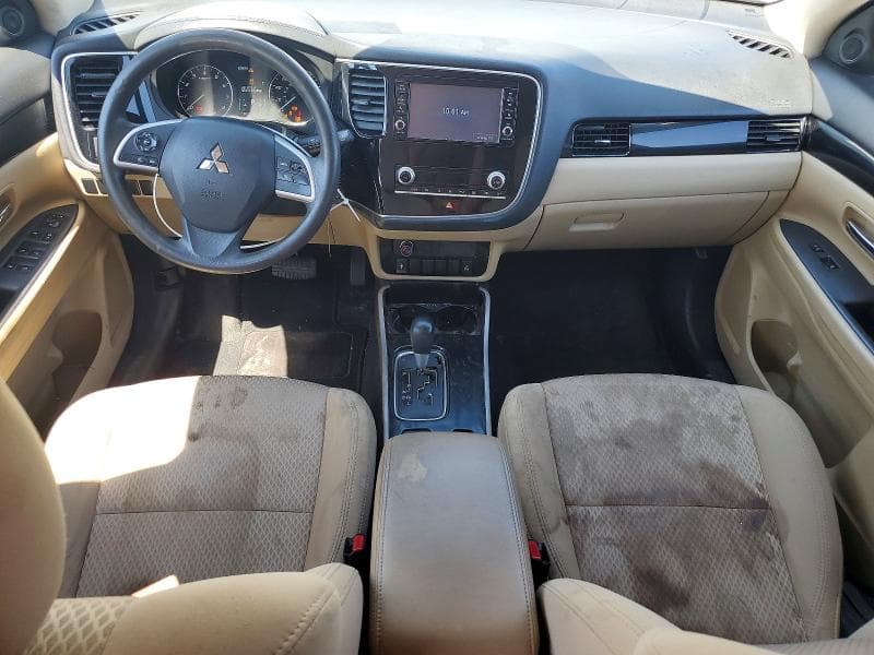 2020 MITSUBISHI OUTLANDER SE 8