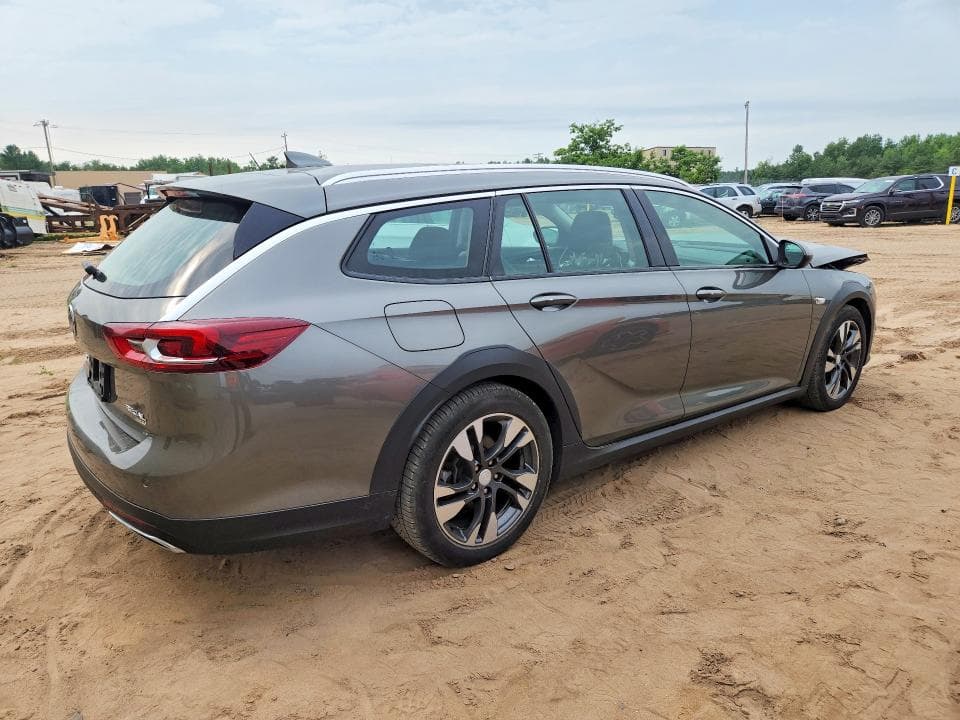2018 BUICK REGAL TOURX ESSENCE 3