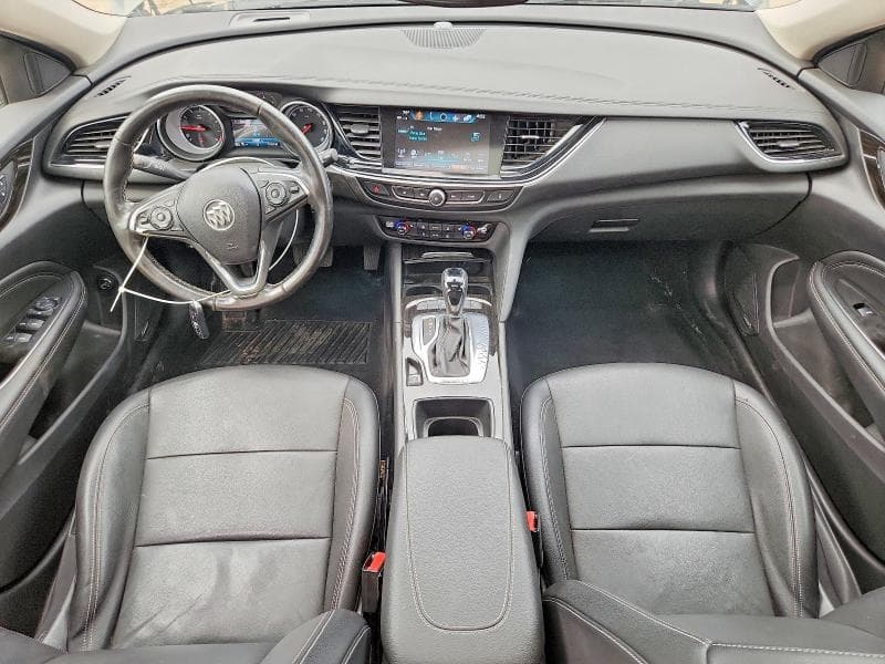 2018 BUICK REGAL TOURX ESSENCE 8