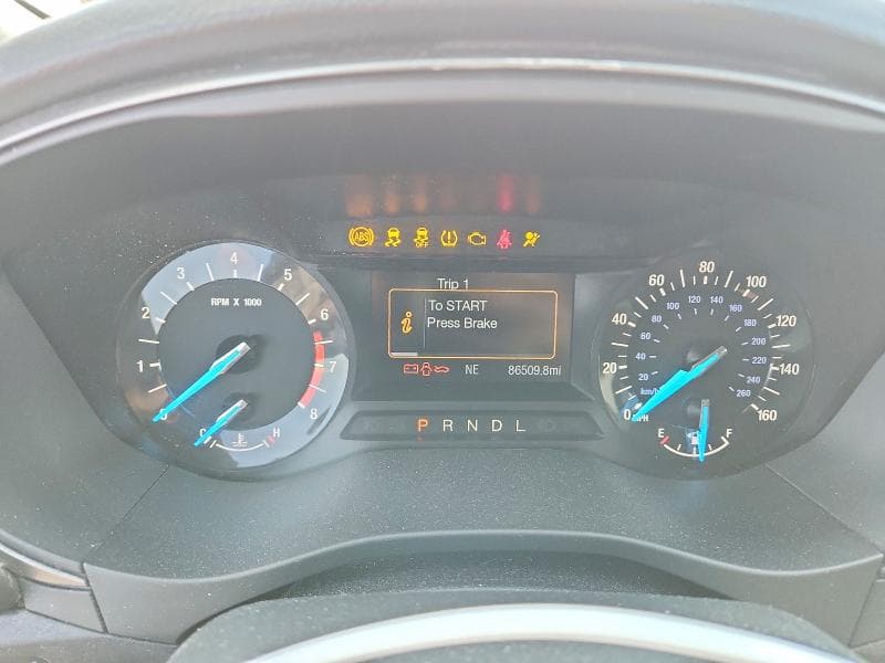 2017 FORD FUSION SE 9