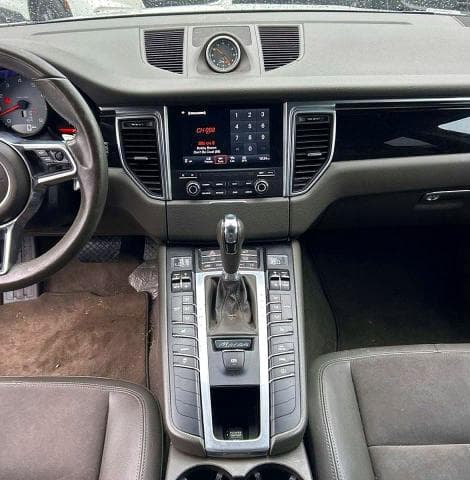 2017 PORSCHE MACAN S 9