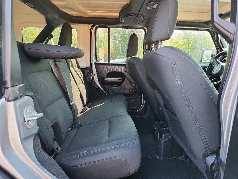 2018 JEEP WRANGLER UNLIMITED SPORT 11