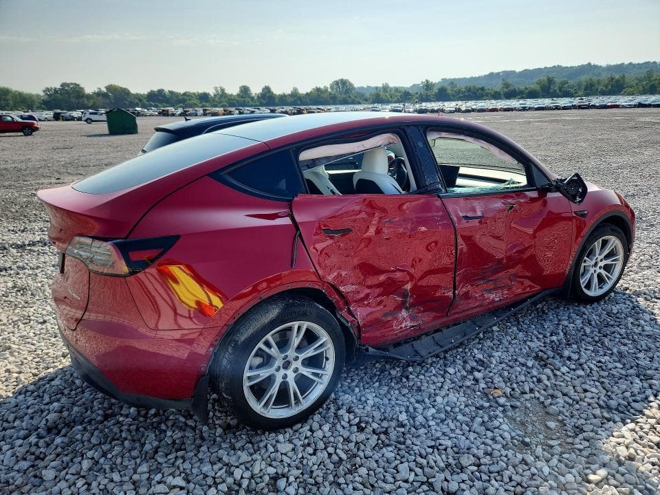 2023 TESLA MODEL Y 3