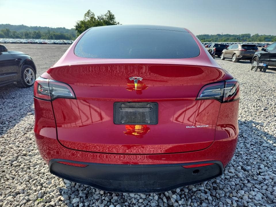 2023 TESLA MODEL Y 6