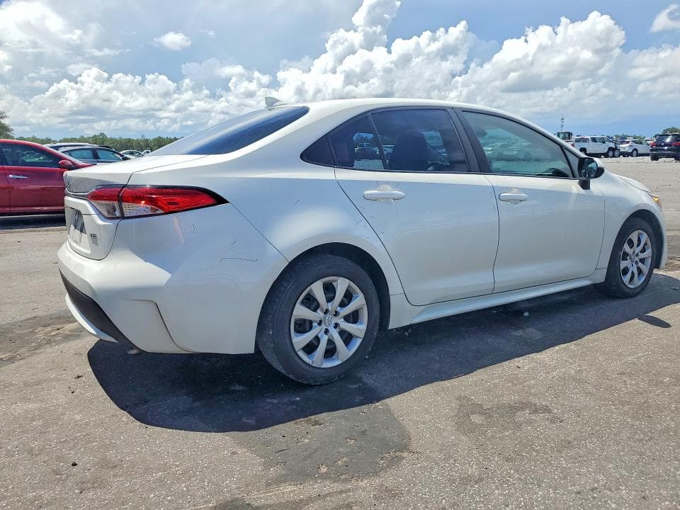 2021 TOYOTA COROLLA LE 3