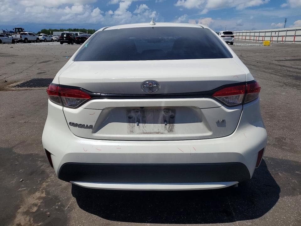 2021 TOYOTA COROLLA LE 6