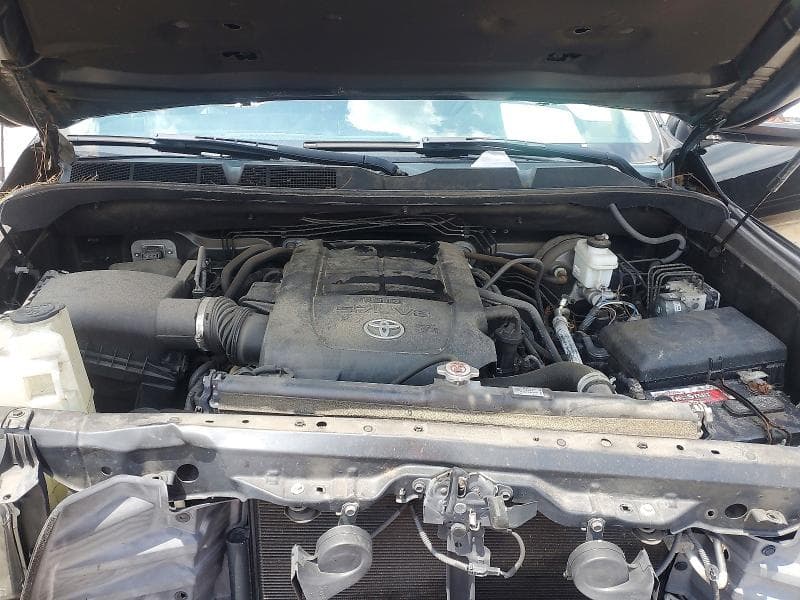 2019 TOYOTA TUNDRA CREWMAX LIMITED 11