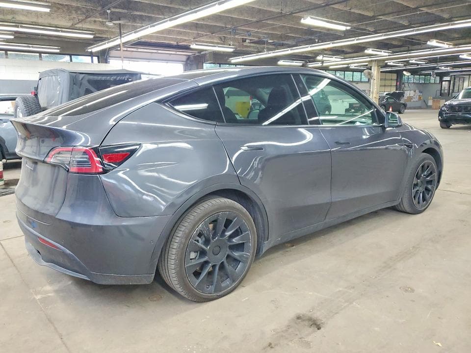 2021 TESLA MODEL Y 3