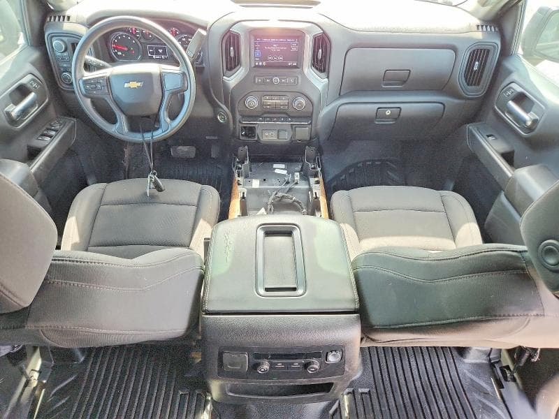 2023 CHEVROLET SILVERADO K1500 8