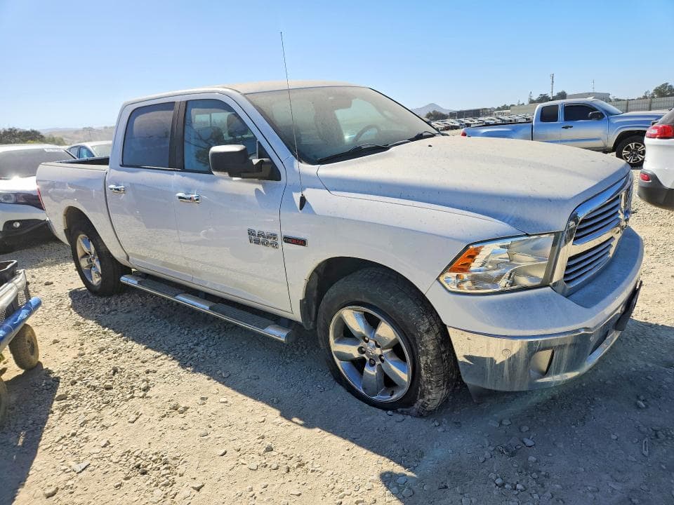 2017 RAM 1500 SLT 4
