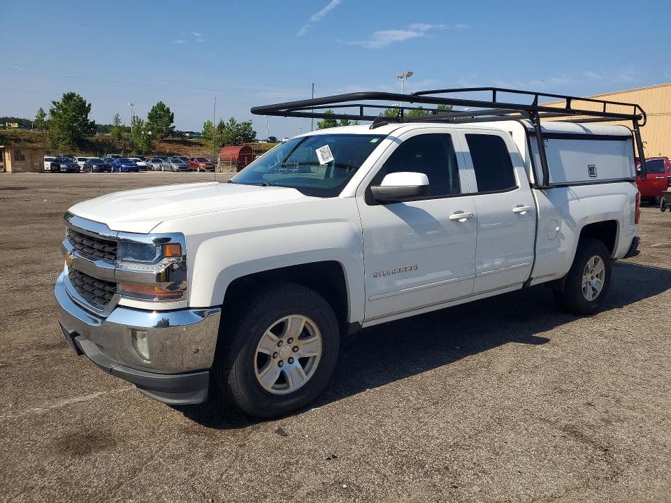 2018 CHEVROLET SILVERADO C1500 LT - 1