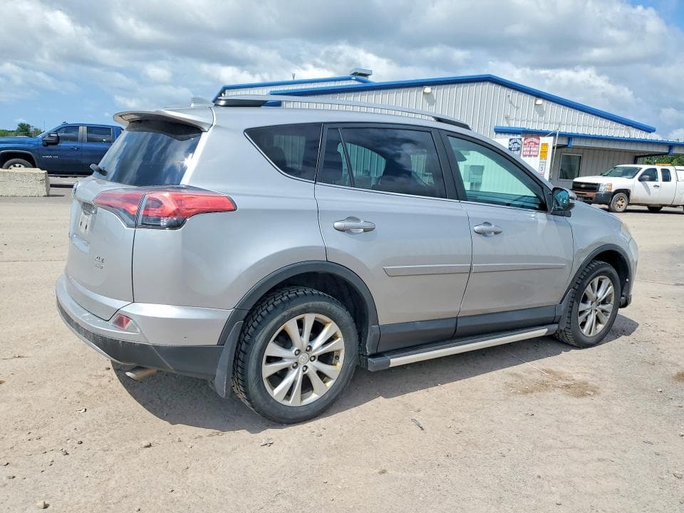 2017 TOYOTA RAV4 XLE 3