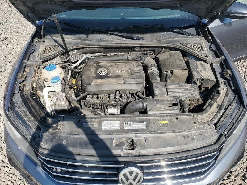 2017 VOLKSWAGEN PASSAT R-LINE 11
