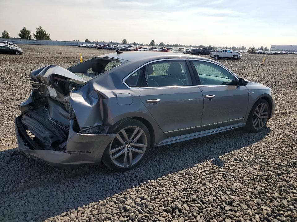 2017 VOLKSWAGEN PASSAT R-LINE 3