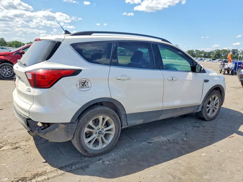 2019 FORD ESCAPE SEL 3