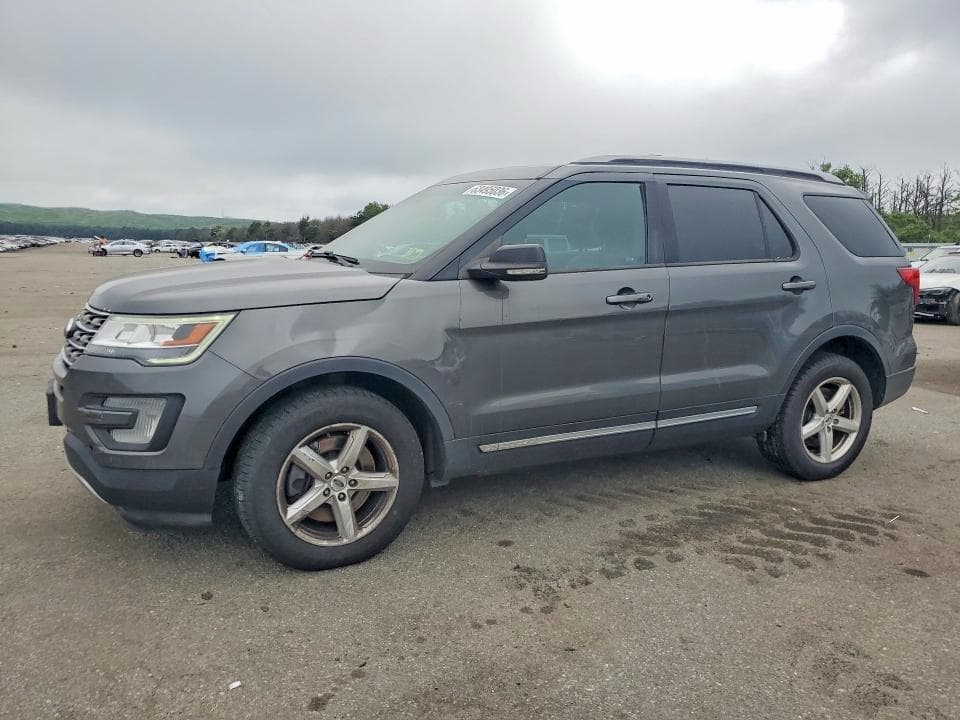 2017 FORD EXPLORER XLT - 1