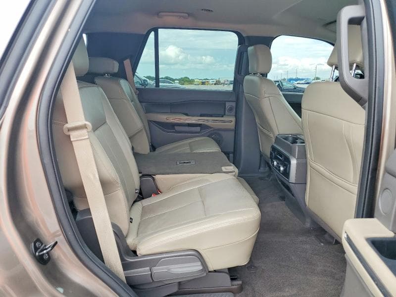 2018 FORD EXPEDITION XLT 10