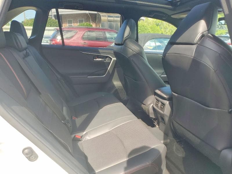 2021 TOYOTA RAV4 PRIME XSE 11