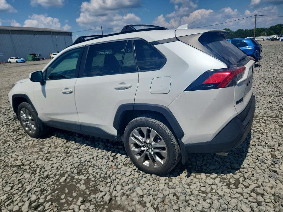 2023 TOYOTA RAV4 XLE PREMIUM 2