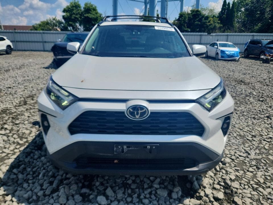 2023 TOYOTA RAV4 XLE PREMIUM 5