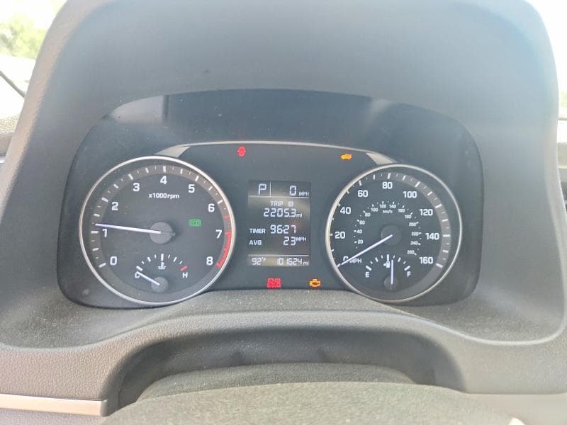 2017 HYUNDAI ELANTRA SE 9