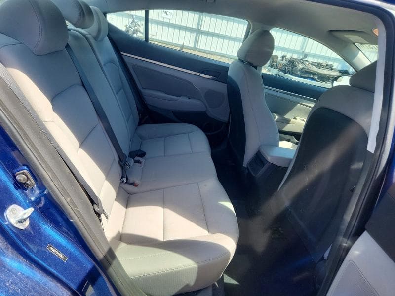 2017 HYUNDAI ELANTRA SE 10