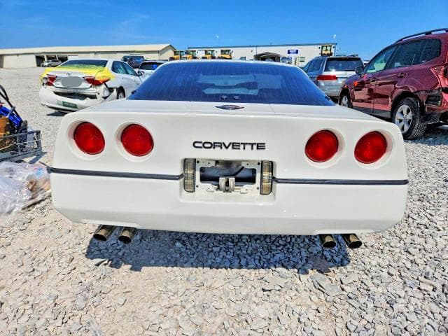 1984 CHEVROLET CORVETTE 6