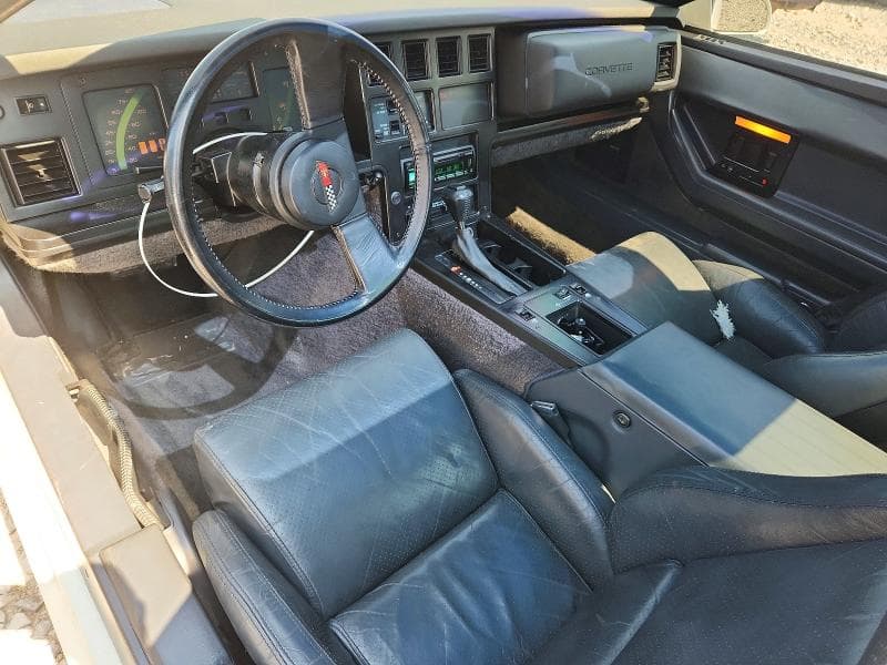 1984 CHEVROLET CORVETTE 8