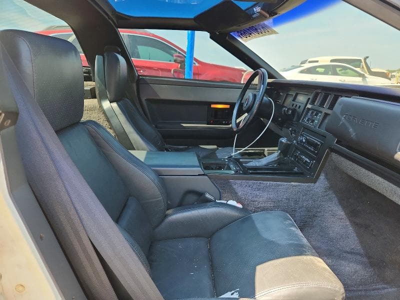 1984 CHEVROLET CORVETTE 10