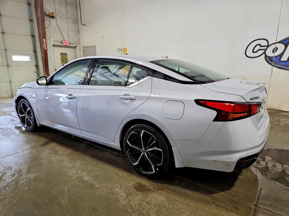 2025 NISSAN ALTIMA SR 2