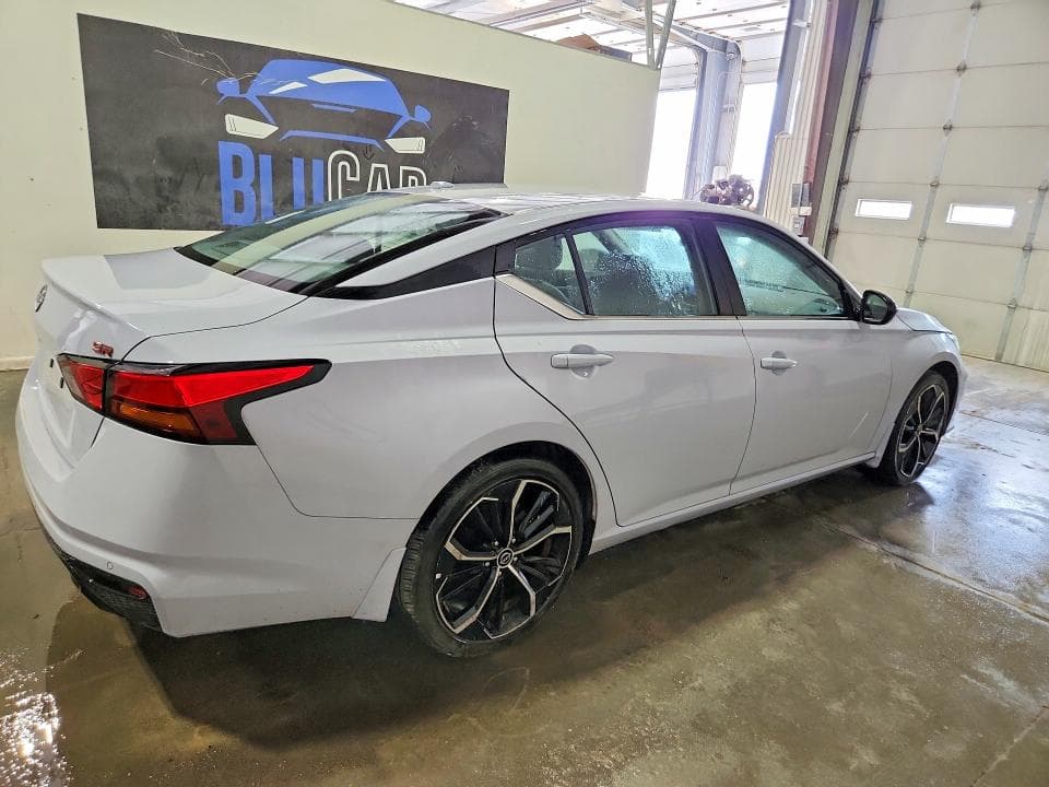 2025 NISSAN ALTIMA SR 3