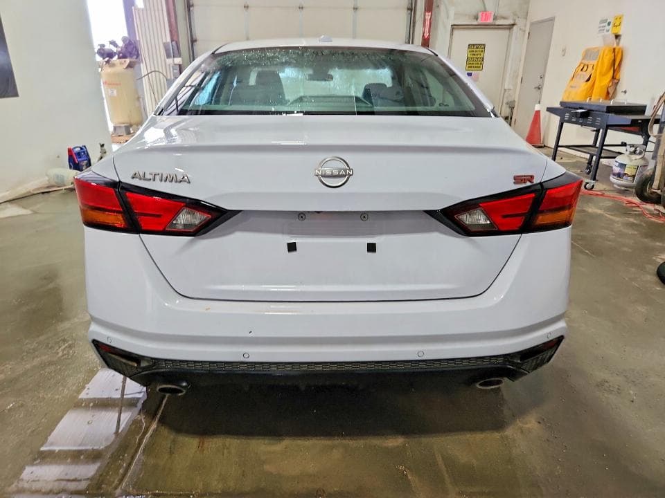 2025 NISSAN ALTIMA SR 6