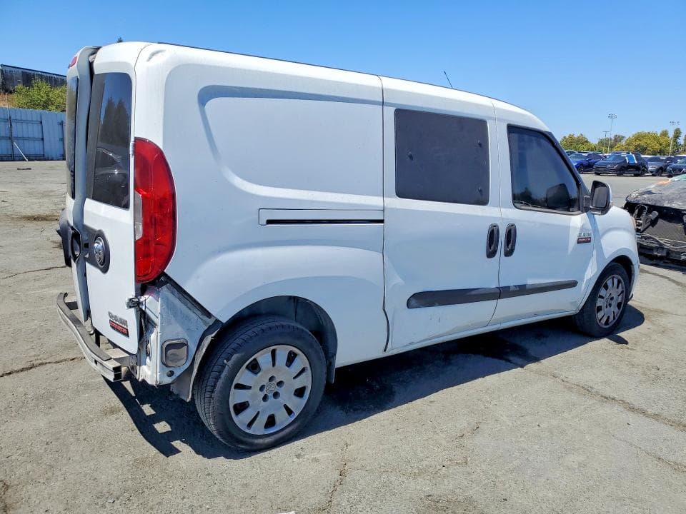 2017 RAM PROMASTER CITY SLT 3