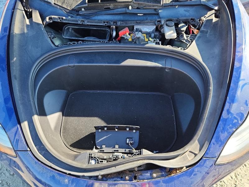 2018 TESLA MODEL 3 11