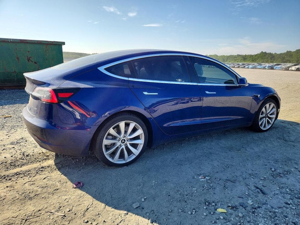 2018 TESLA MODEL 3 3