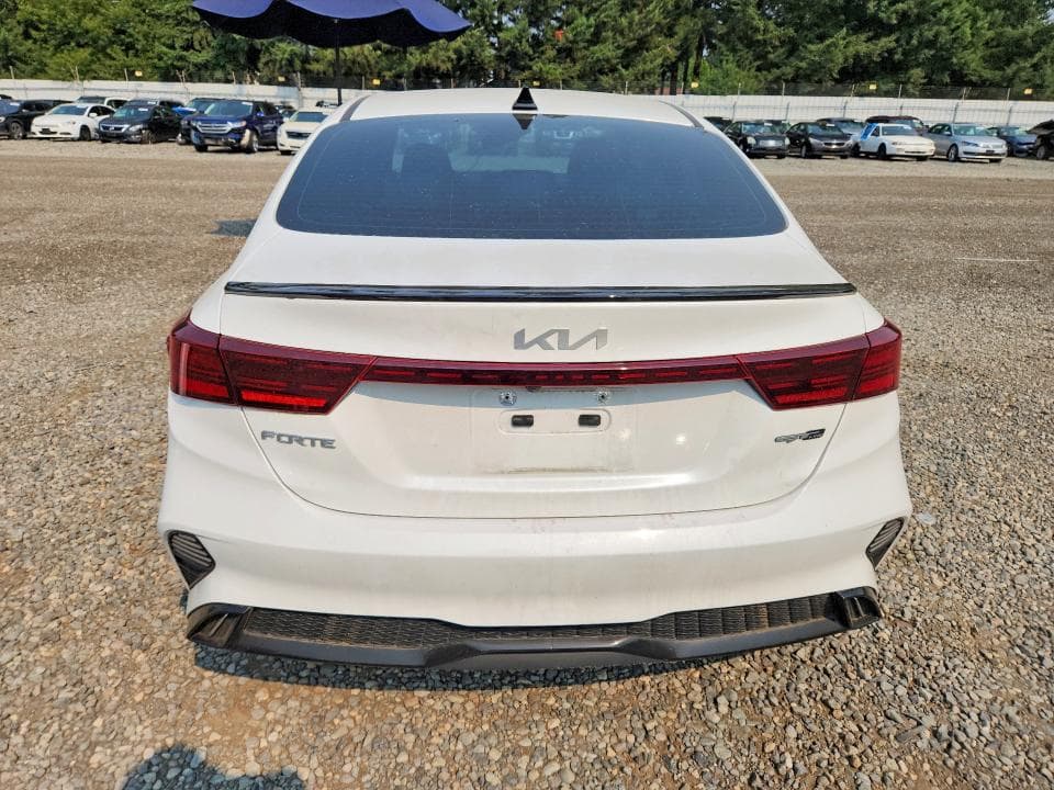 2023 KIA FORTE GT LINE 6