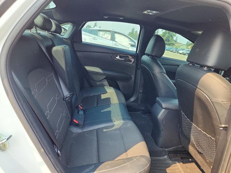 2023 KIA FORTE GT LINE 10