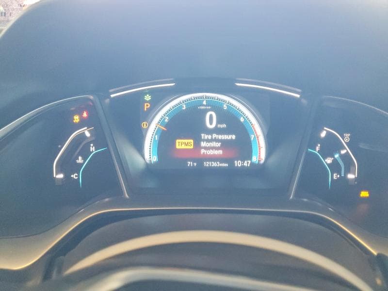 2017 HONDA CIVIC EX 9