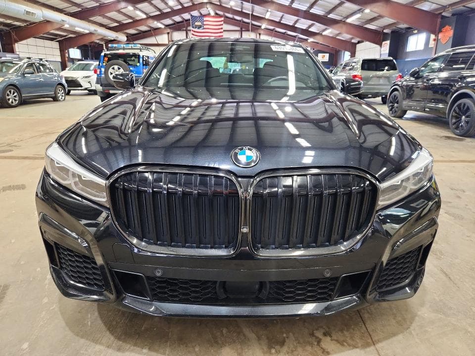 2021 BMW 750 XI 5